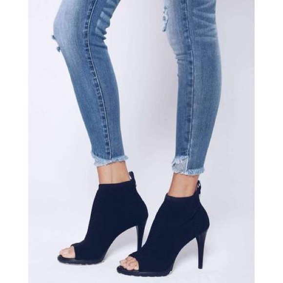 🆑 Last 1️⃣ Distressed Ankle  Skinny Jeans - Picture 3 of 8